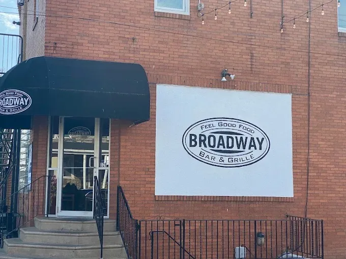 Broadway Bar & Grille storefront on East Broadway Avenue